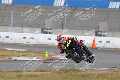 media/Nov-26-2022-Fastrack Riders (Sat) [[b001e85eef]]/Level 3/Session 3 Outside Turn 9/